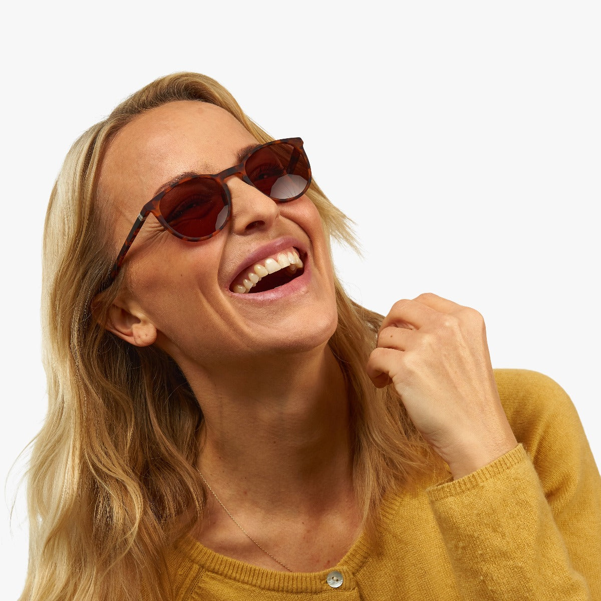 Luxreaders stylish Stockholm Turtle Sunglasses. Made from Rubber in a Iconic shape.