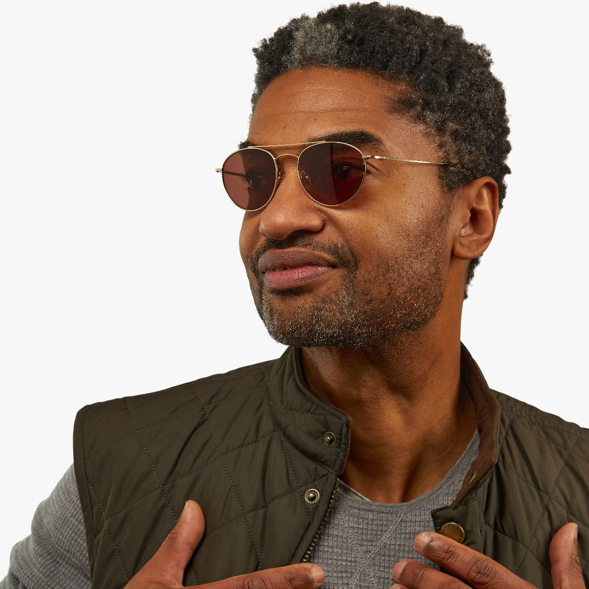 Luxreaders stylish Göteborg Gold Reading glasses. Made from Stainless steel in a Round shape.